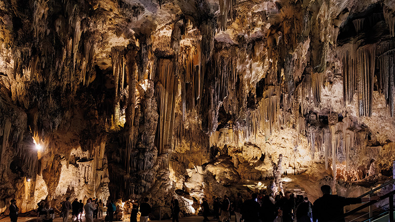 Nerja-grottorna (Cuevas de Nerja)